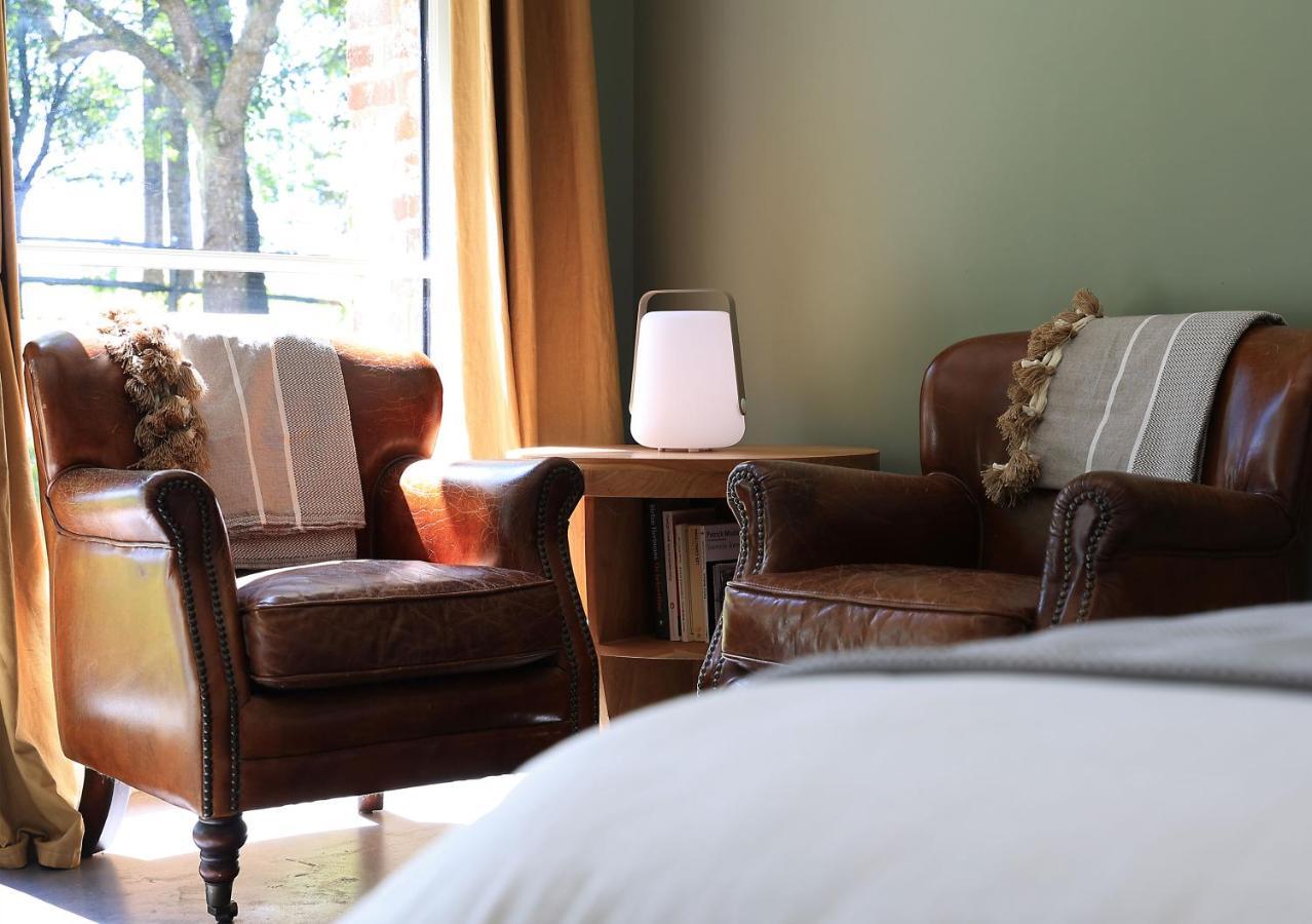 Domaine De Fresnoy Bed & Breakfast