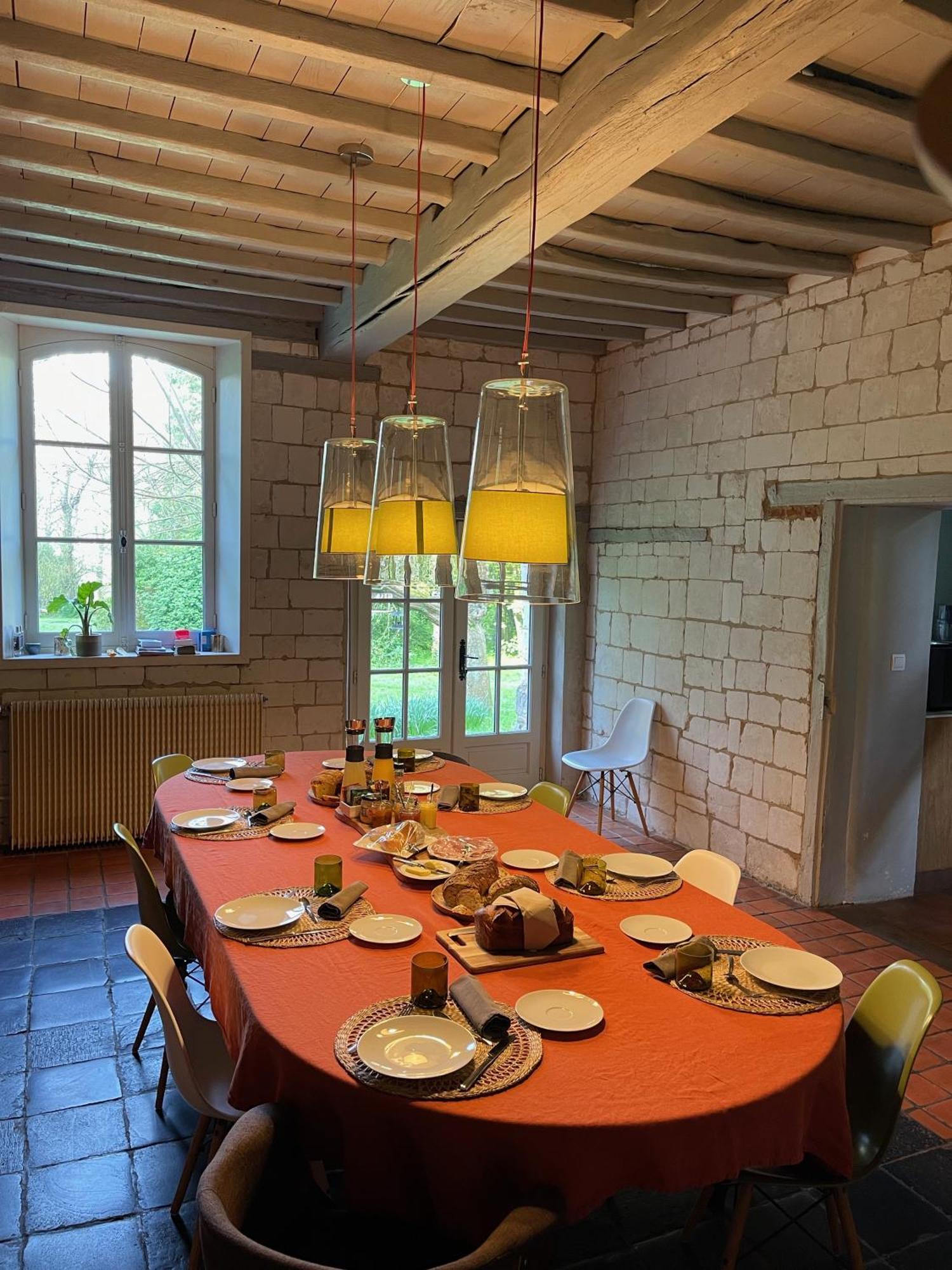 Domaine De Fresnoy Bed & Breakfast